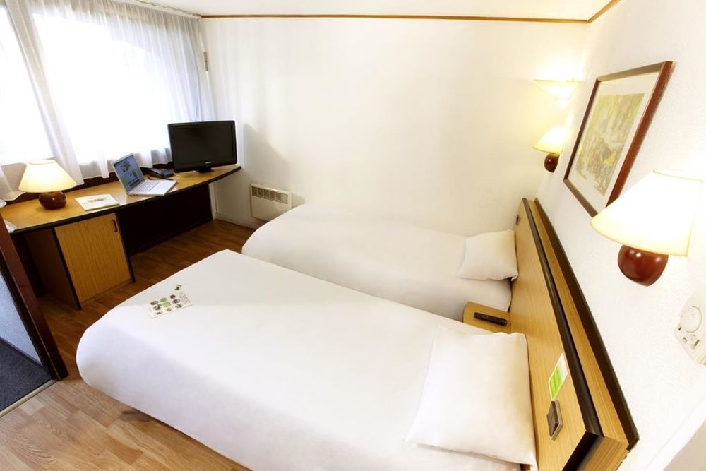 Campanile Marseille Vitrolles Griffon Hotell Rum bild